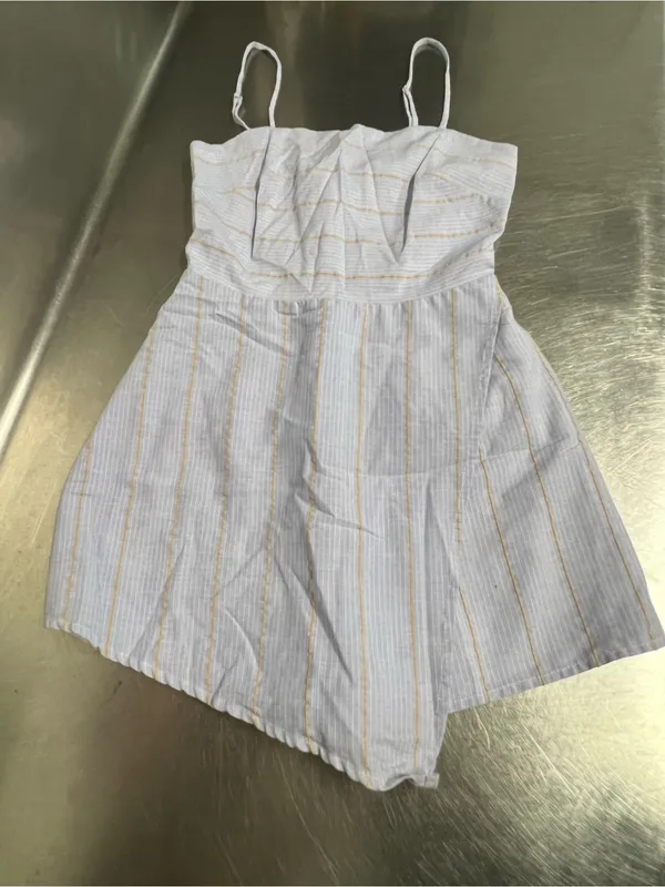 Altar'd State Light Blue Spaghetti Strap Romper - Size XS - VGUC - Image 3