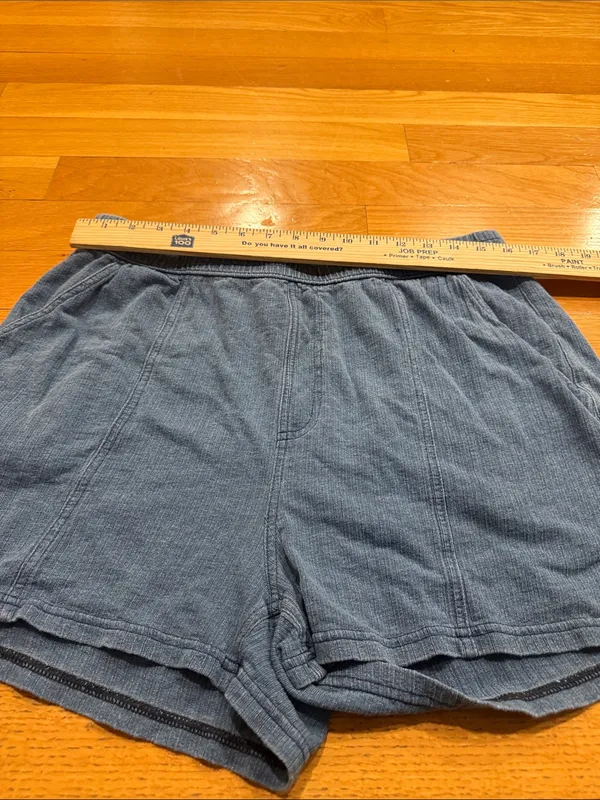 Halara women’s pull on Jean shorts size xlarge . - Image 3