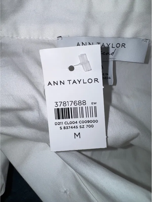 Ann Taylor White Long Sleeve Button-Up Shirt - Image 4