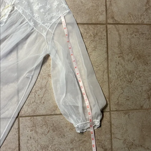 VTG Formfit Rogers Sheer White Lace Lingerie Bridal Whimsical. - Image 10