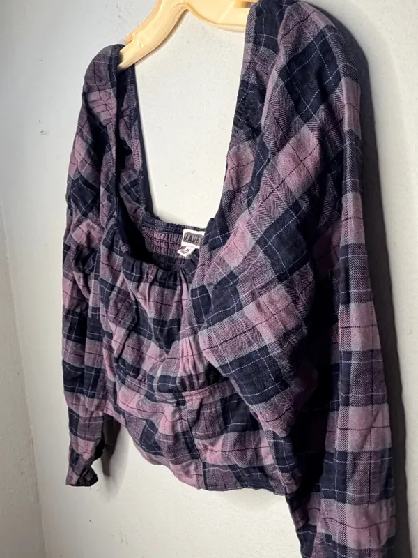 Mauby Plaid Top nwot Size XL - Image 3