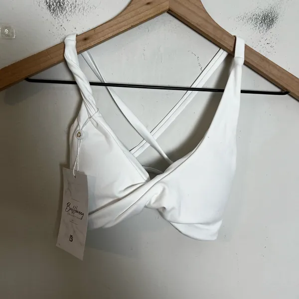 BUFFBUNNY NWT- Glow Sports Bra White Athletic Gym Training Running CrossFit Yoga - Image 3