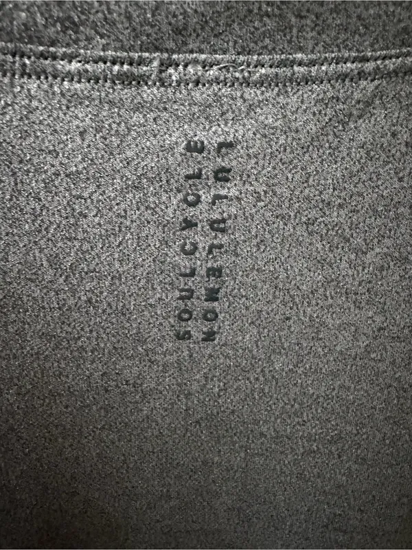 Lululemon x SoulCycle To The Beat Tee - Luminosity Foil Silver Gray Size 6 - Image 6