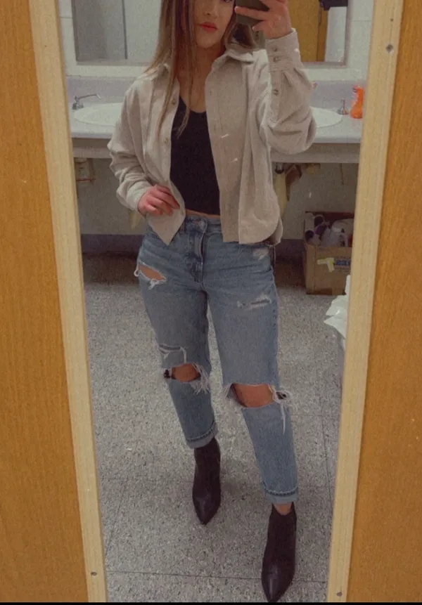 Medium Wash Ripped Mom Jeans - Image 9