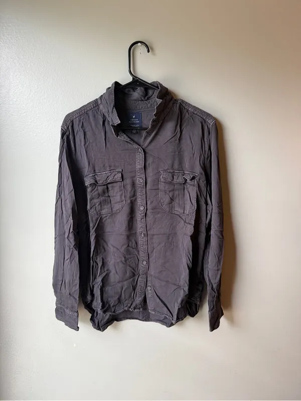 American Eagle Vintage Boyfriend Gray Button Down Utility Shirt - Image 2