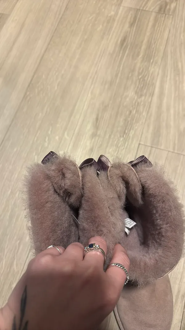 UGG Boots Women’s - Image 3