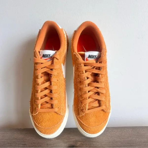 NIKE NEW Women's Blazer Low '77 Monarch Shoe Size 7.5 #B1897 - Image 6