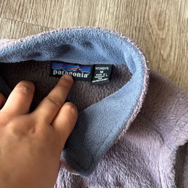 Vintage Women's Patagonia Vest Fleece - Image 4