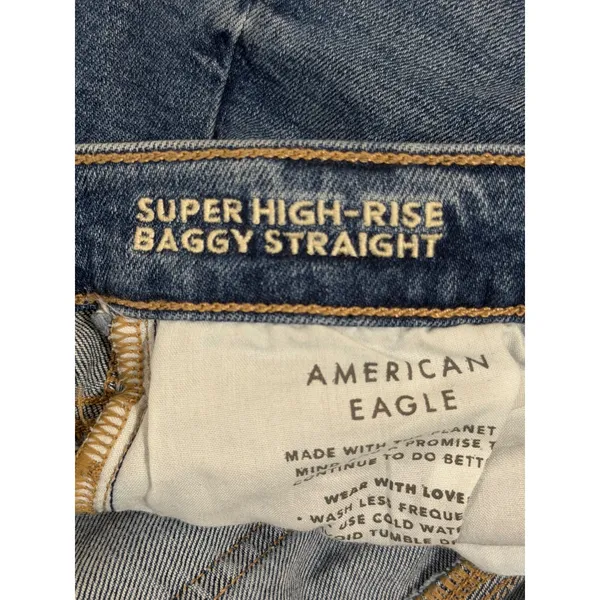 American Eagle Super High-Rise Baggy Straight‎ Cargo Jeans Medium Wash Blue 0 - Image 4