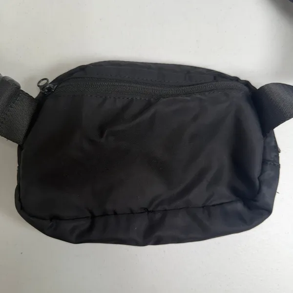 Lululemon Athletica Everywhere Belt Bag 1L Logo Print Black Bum Fanny Pack Sling - Image 7