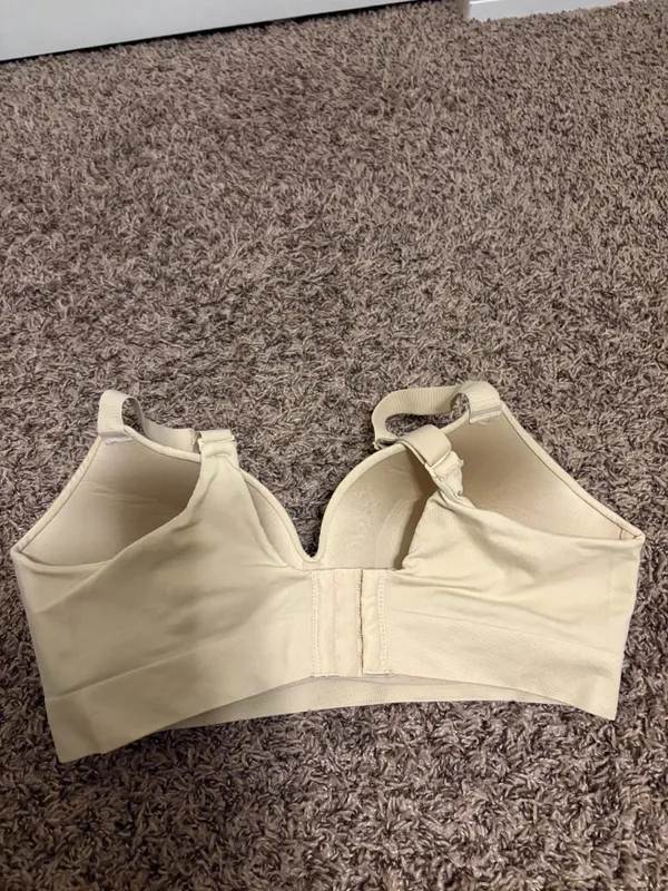 Truekind Wireless Bra XL Xtra Large Hook and Eye Closure Nude Tan Beige Neutral - Image 2