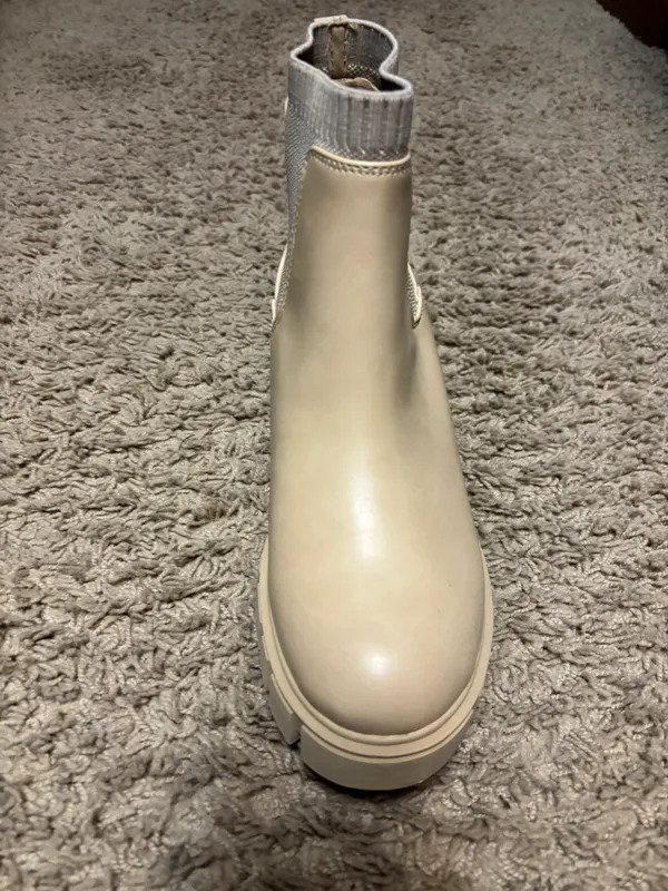 SO Tan  Boots - Image 4