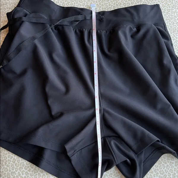 NWOT Old Navy Active Powersoft Women's Black athletic gym workout Shorts S - Image 9