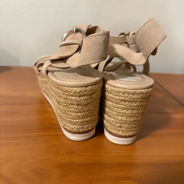 Marc Fisher‎ Beige Nude Espadrille Wedge Sandal Strappy Heel Neutral Casual 10M - Image 2