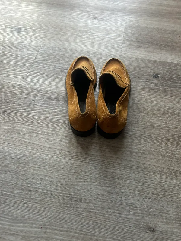 Calico Sure College Shoes Yellow Size 7 - Image 2