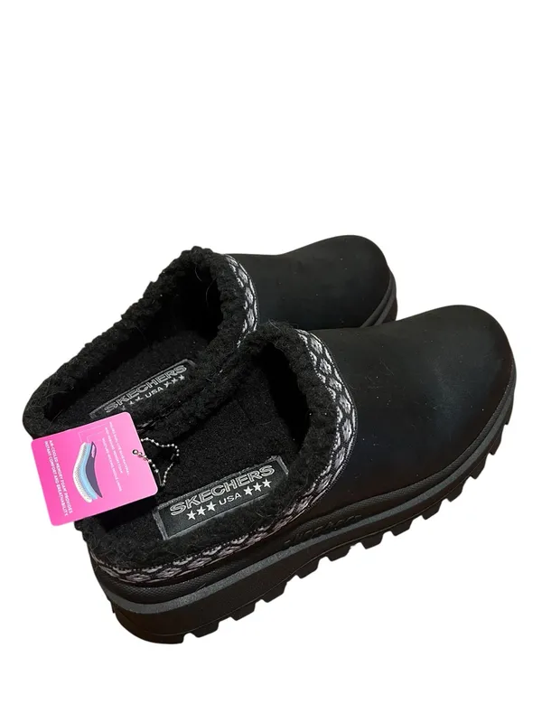 Skechers Women’s Size‎ 9 Slip-On Clogs Black Embroidered Sherpa Lined Slippers - Image 3
