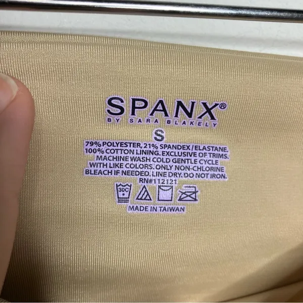 Spanx tummy slimming Shapewear nude color size small‎ - Image 2