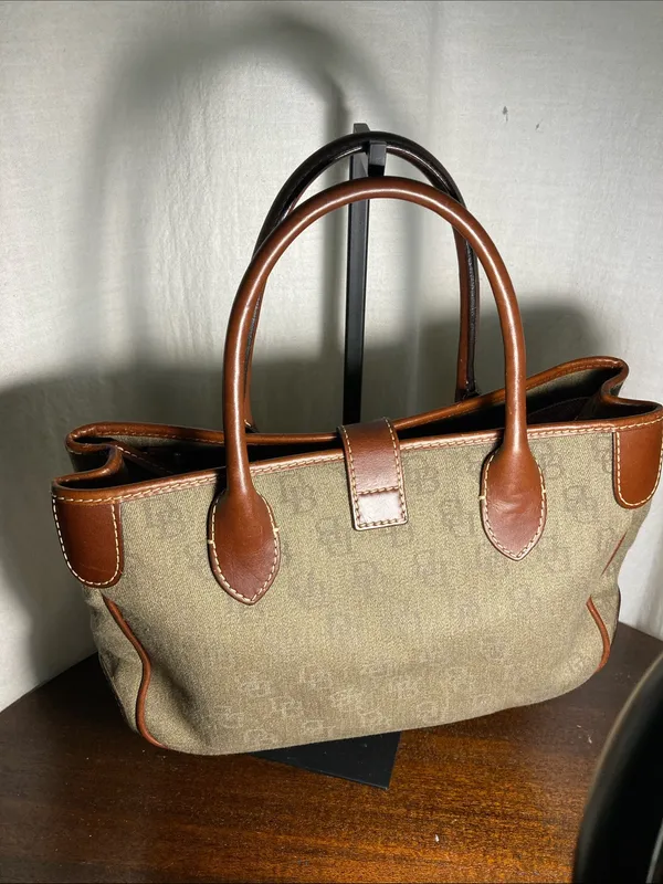 Vintage Dooney & Bourke Tan and Brown Signature Tote - Image 2