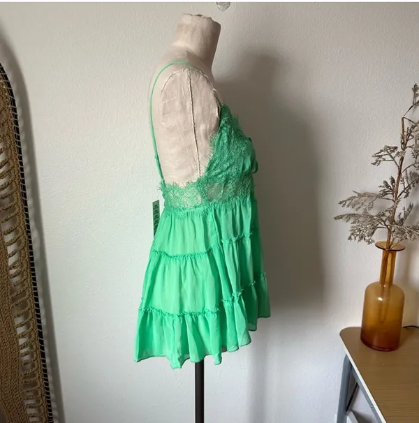 UO Kimchi Blue Melody Tiered Cami - Image 7