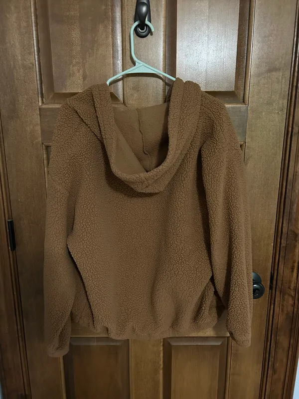 American Eagle Outfitters Sweatshirt - Image 2