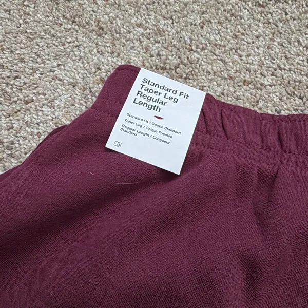 Nike Standard Fit Tapered Leg Sweatpants - Image 6