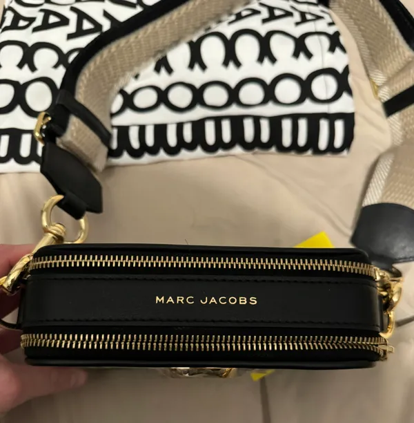 Marc Jacob’s Snapshot Purse  - Image 6