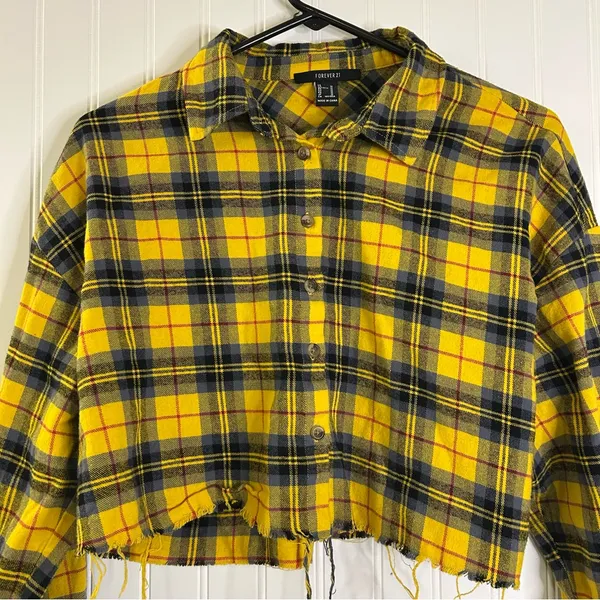 Forever 21 Yellow Plaid Cropped Flannel Distressed Grunge Button Up Size Medium - Image 3