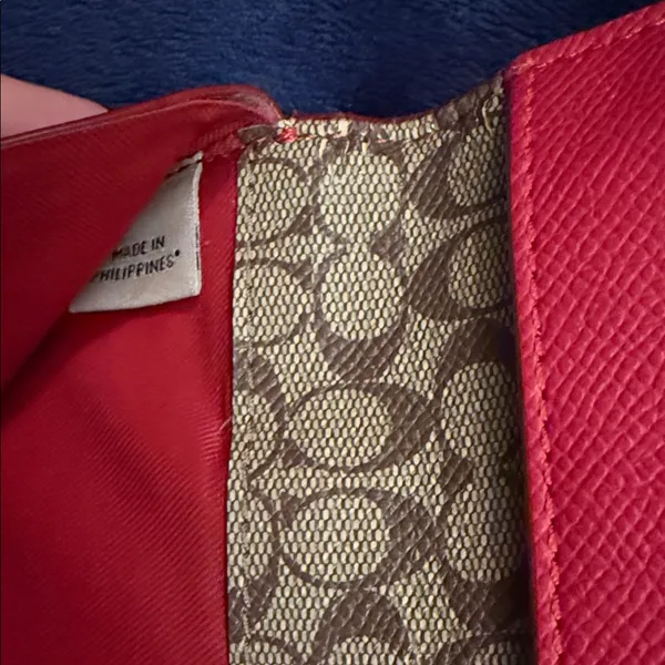 Coach Red Leather Key & Card Holder - Image 5