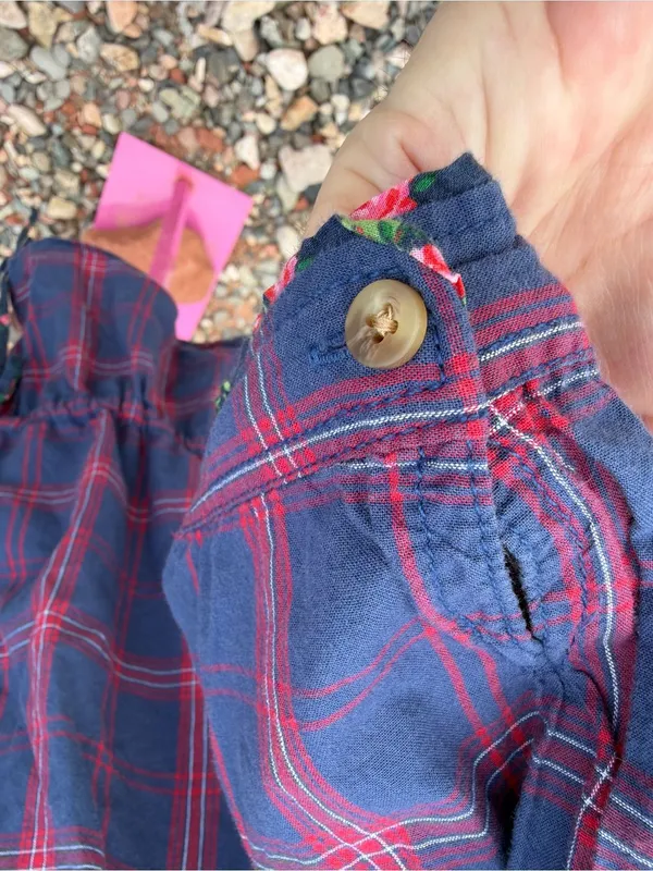 Y2K Abercrombie & Fitch Plaid Ruffle Peplum Tunic Top M Navy Red Floral - Image 5