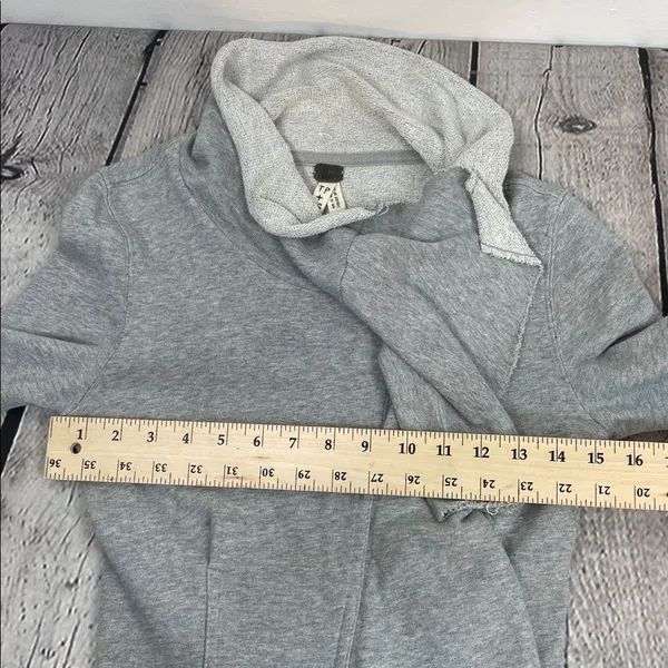 We the Free Free People Ebb and Flow Zip Up Ruffle Sweatshirt size XS Gray - Image 14