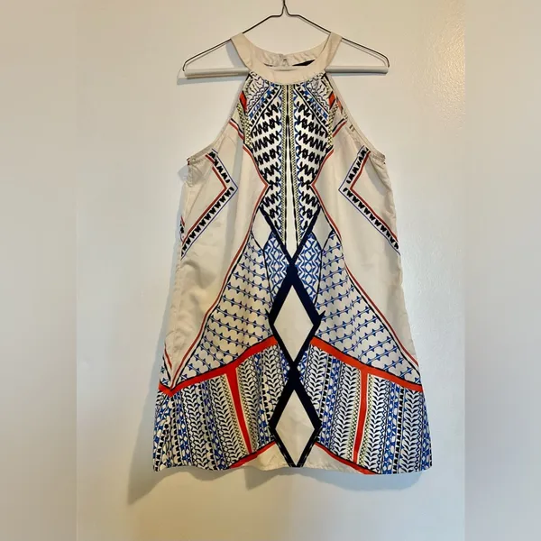 Venus Geometric Patterned Shift Dress - Image 3
