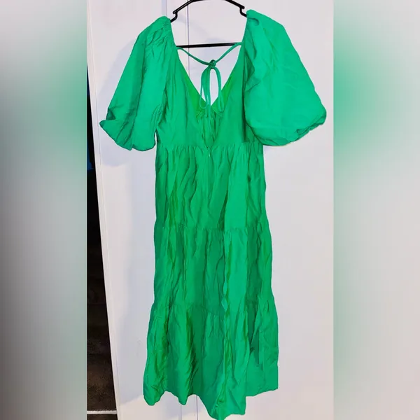 Love, Bonito Green Katrine Padded Tiered Low Back Maxi Dress Size 6 - Image 3