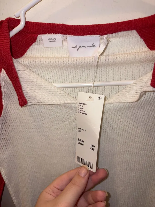 (Xs) Out From Under Baseball Notch Neck Layering Tee - Image 6