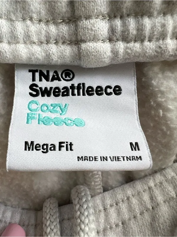 Aritzia TNA Sweatfleece Cozy Fleece Mega Fit Heather Grey Sweatpants Size Medium - Image 7