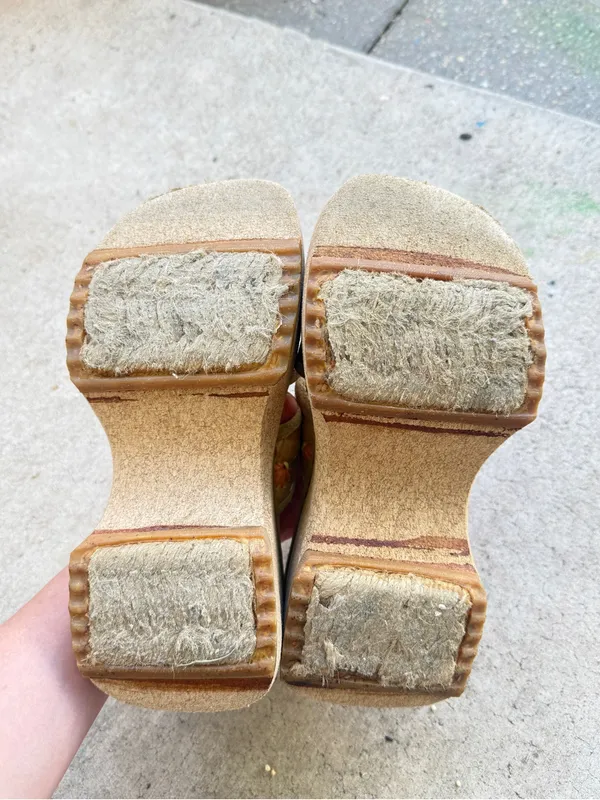 Handmade Woven Tan Sandals with Flower Embroidery - Image 4