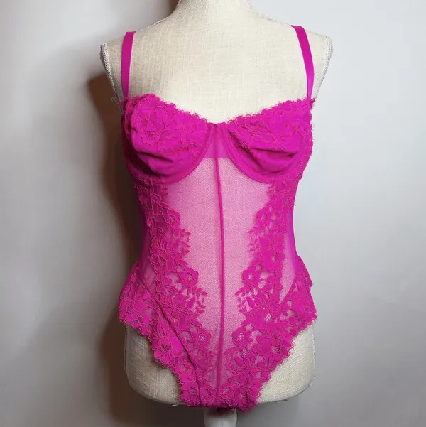 NWT Skims Femme Lace Balconette Bodysuit - Image 2
