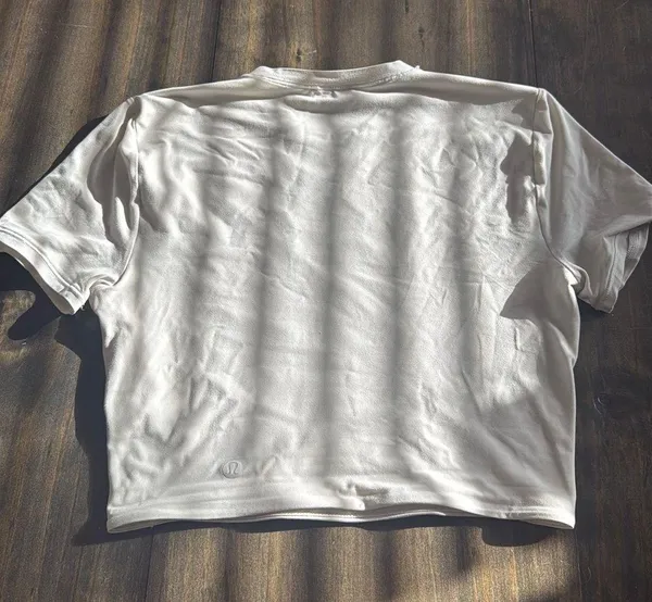 Lululemon Crop Top - Image 4