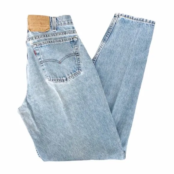Vintage Levi’s 560 High Waisted Mom Jeans - Image 2