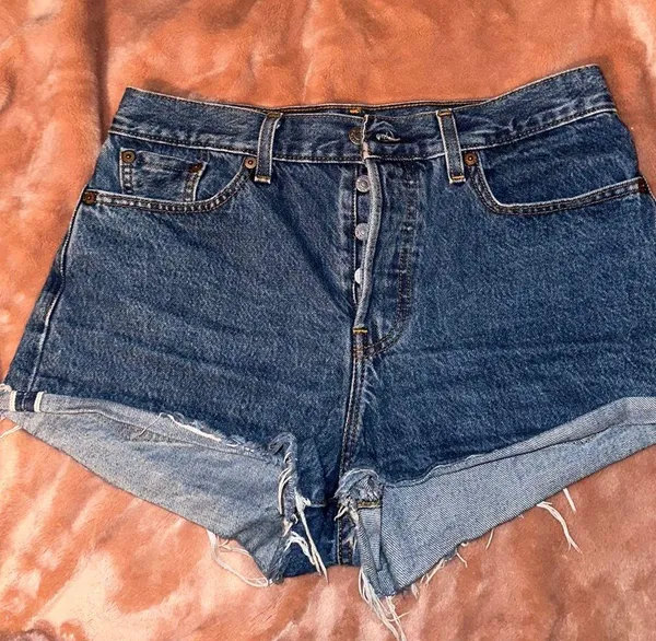 Levi's Shorts - Image 5