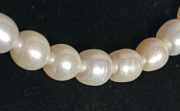 7 - 8mm White Freshwater Pearl High Luster Strand, Bracelet, Earrings Set - Image 4