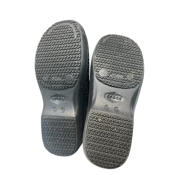 Crocs Women's Neria Pro II Graphic Clogs Black Speckled Size 7 - Image 11