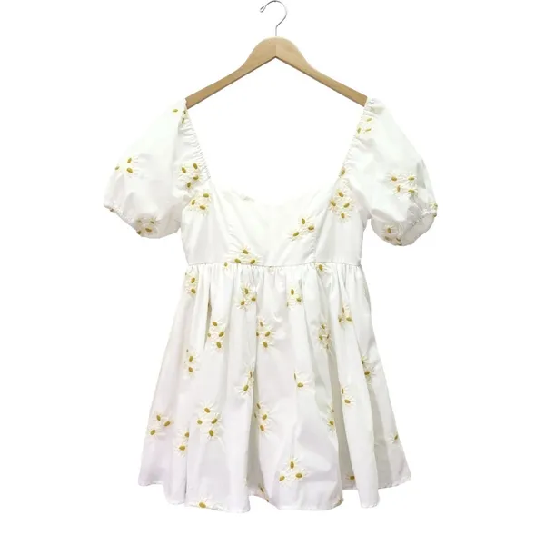 Altar’d State Daisy Embroidered Babydoll Mini Dress White Puff Sleeve Sz Medium - Image 2