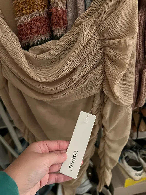 These Three Boutique Off The Shoulder Bodysuit - Image 3