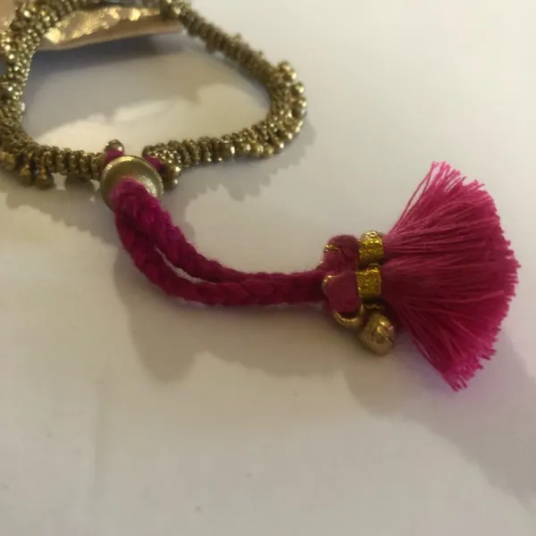 Shiraleah Chicago jewelry - Anthropologie - Kali tassel bracelet in pink NEW - Image 4