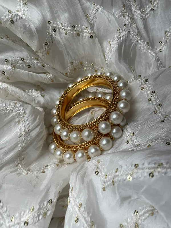 White & Gold Bracelet/ Bangle Set - Image 5