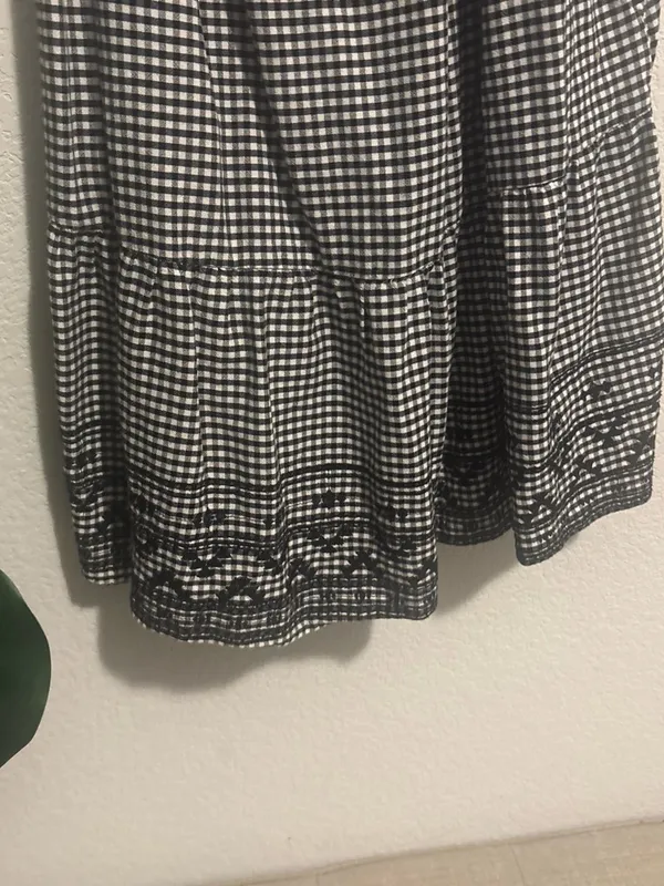 Old Navy Black and White Gingham Tie-Shoulder Sundress - Image 3