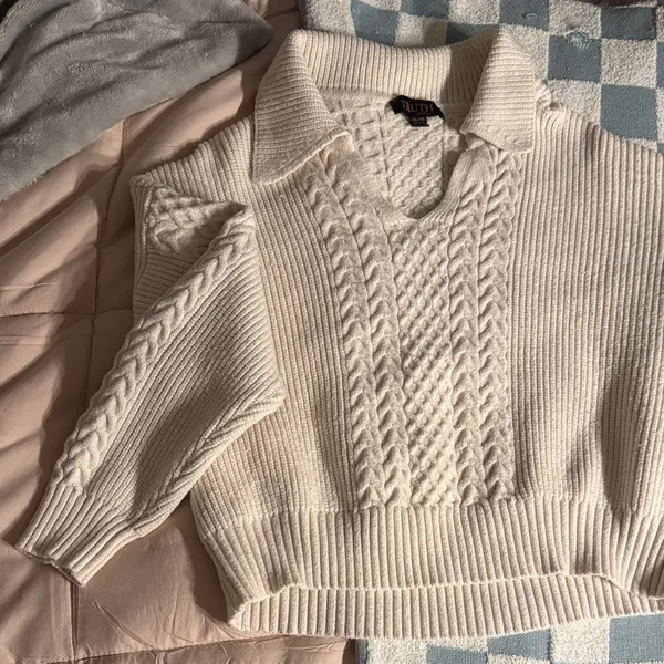 Truth Knit Sweater Size XL - Image 4