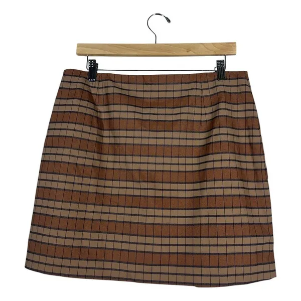 Versona Faux Wrap Plaid Skort Brown Tan Preppy Asymmetrical Hem Size L - Image 6