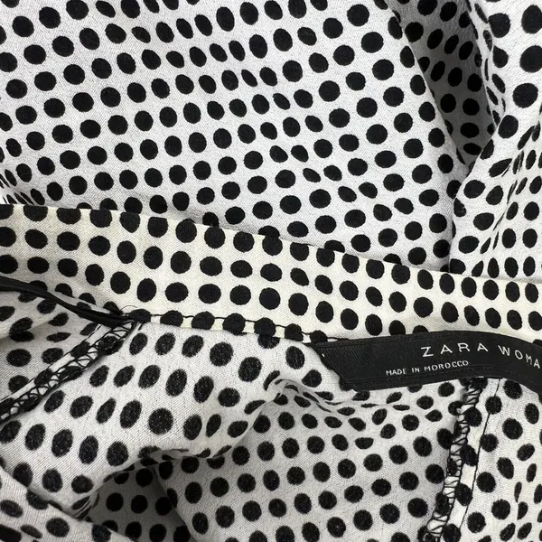 Zara Woman Size L Blouse Black Polka Dot Tie Neck Long Sleeve Flowy Long‎ Sleeve - Image 9