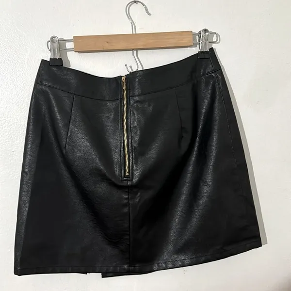 LIONESS faux leather mini skirt NWT - Image 3